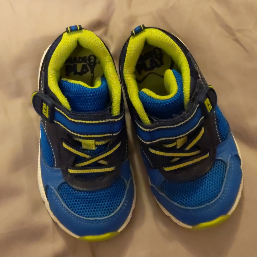 Toddler boys stride rite sz 7